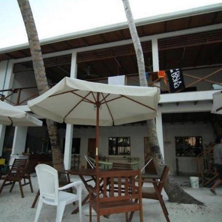 Thulusdhoo Surf Camp Guest House Exterior foto